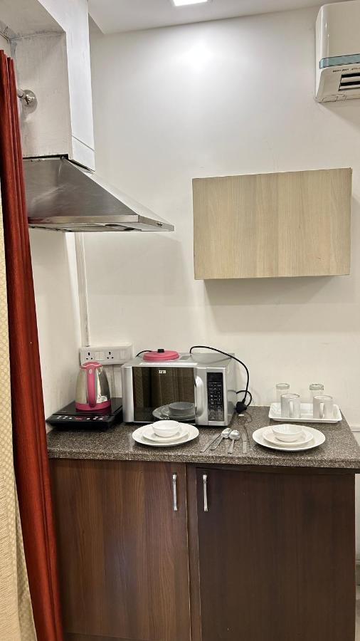 Park Studio Dlf Phase 2, Cyber City, Gurgaon Exteriör bild
