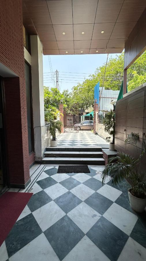 Park Studio Dlf Phase 2, Cyber City, Gurgaon Exteriör bild